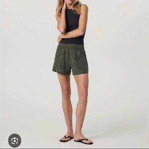 Vuori Trestles Twill Short Kale